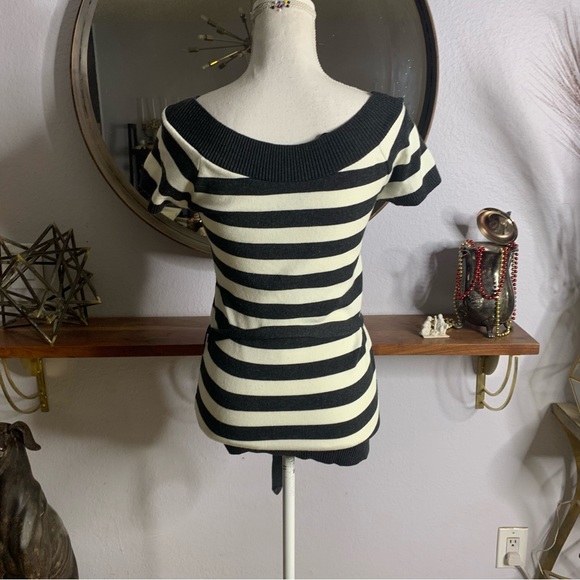 4 piece Pink Grey White Workwear Bundle Blouse, Sweater, Jacket Size Small - Picture 14 of 15